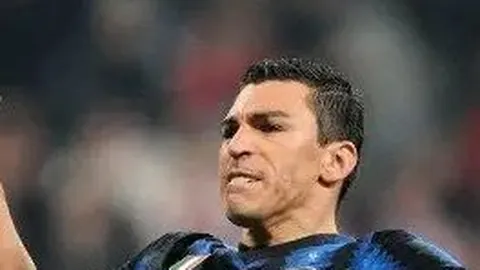 沈佳欣质疑钟南山引众怒，华谊兄弟速出声明回应