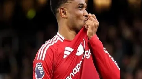 揭秘雷迪什转投新队：北京首钢与上海领跑，避弯路攻略全解析